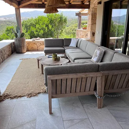 Luxury Villa In Cala Dei Ginepri Cala Bitta