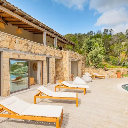 Villa Luxury In Cala Dei Ginepri Cala Bitta