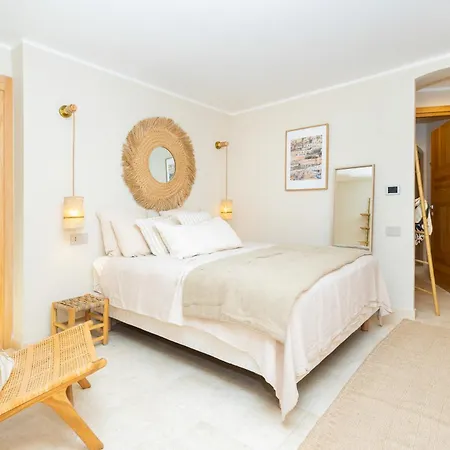Luxury In Cala Dei Ginepri Villa