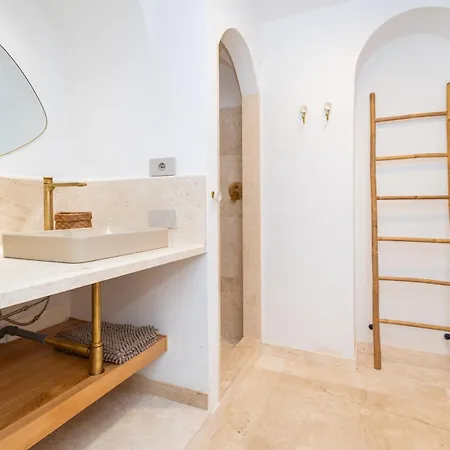 Villa Luxury Villa In Cala Dei Ginepri
